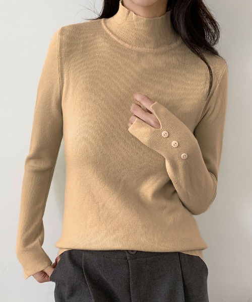 LOWO(ロワ)の「ハイネック 袖ボタンニット プルオーバー 長袖 トップス(ニット/セーター・レディース・ベージュ/ホワイト/キャメル/ボルドー/ブラウン/グリーン/ブラック/ピンクベージュ/グレー/チャコールグレー・FREE)」の19枚目の写真