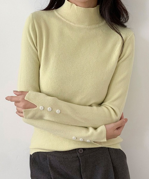 LOWO(ロワ)の「ハイネック 袖ボタンニット プルオーバー 長袖 トップス(ニット/セーター・レディース・ベージュ/ホワイト/キャメル/ボルドー/ブラウン/グリーン/ブラック/ピンクベージュ/グレー/チャコールグレー・FREE)」の22枚目の写真