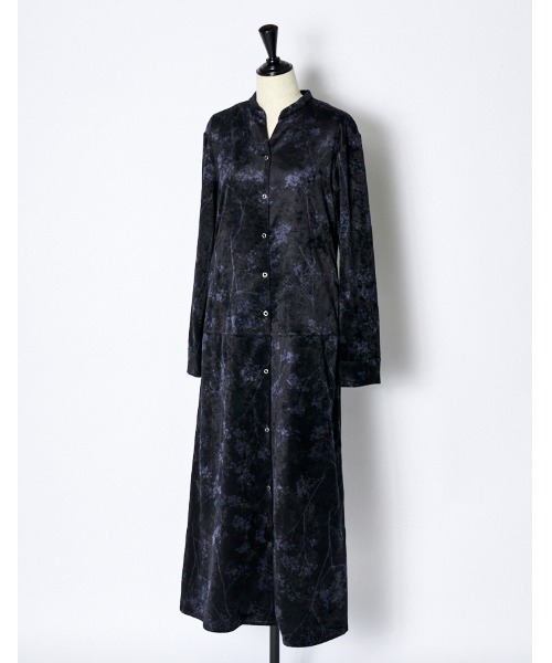 RUMCHE（ラムシェ）の「Tree Shade Velour Dress / ツリーシェイドベロアドレス（ワンピース・レディース・ブラック/カーキ/サックスブルー・SMALL/MEDIUM）」の19枚目の写真