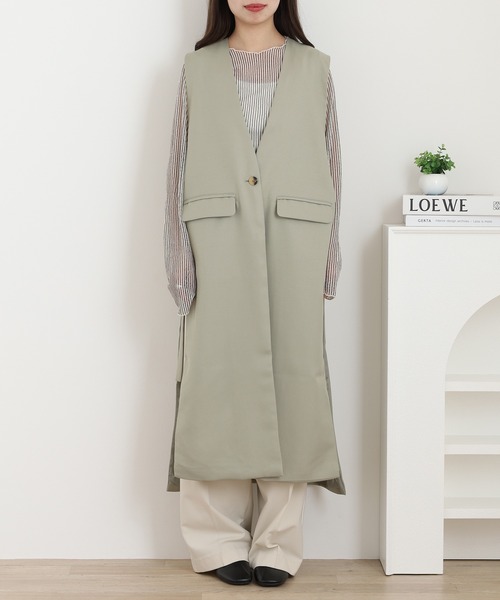 OMNES(オムネス)の「ノーカラーオープンサイドロングジレ(ベスト・レディース・ライトカーキ/ベージュ・FREE)」の11枚目の写真