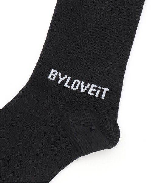by LOVEiT（バイラビット）の「【卒服】ロゴクルーソックス（ソックス/靴下・キッズ・ブラック/オフホワイト・L/M）」の4枚目の写真