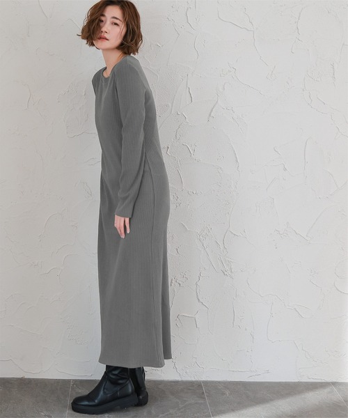 UR'S（ユアーズ）の「クルーネックリブワンピース（ワンピース・レディース・ブラック/チャコール/ブラウン・M/S）」の2枚目の写真