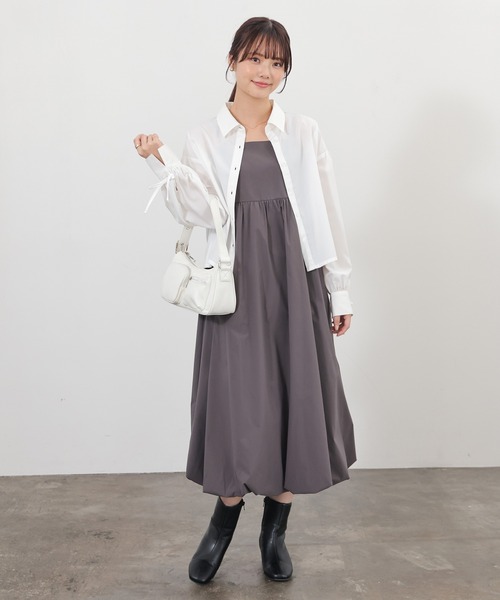 Honeys(ハニーズ)の「袖リボンショート丈シャツ(シャツ/ブラウス・レディース・ホワイト/ピンク/サックスブルー系/ブルー/ホワイト×ブルー・M/L/S)」の6枚目の写真