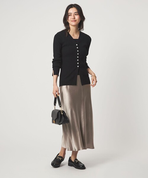 green label relaxing（グリーンレーベルリラクシング）の「サテン ナロー スカート（スカート・レディース・オフホワイト/モカ/イエロー・36/38）」の6枚目の写真