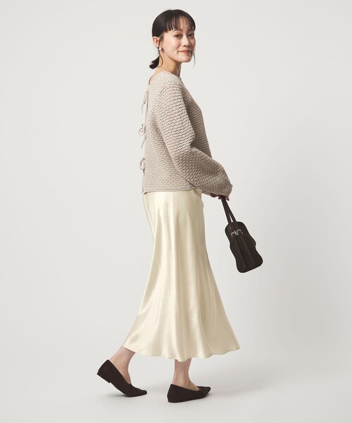 green label relaxing（グリーンレーベルリラクシング）の「サテン ナロー スカート（スカート・レディース・オフホワイト/モカ/イエロー・36/38）」の10枚目の写真