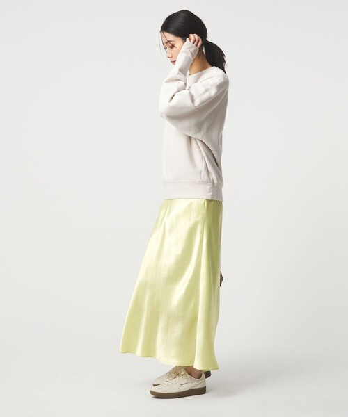 green label relaxing(グリーンレーベルリラクシング)の「サテン ナロー スカート(スカート・レディース・オフホワイト/モカ/イエロー・36/38)」の10枚目の写真