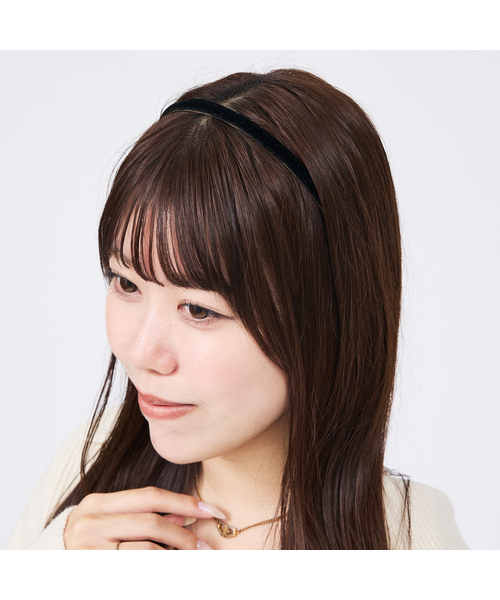 Jennifer Ouellette（ジュエファーオウレット）の「【Jennifer Ouellette/ジェニファー・オーレット】ベルベットリバーシブルカチューシャ（カチューシャ・レディース・ベージュ/ブラック・フリー）」の2枚目の写真