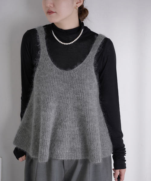 IENA（イエナ）の「《WEB限定/追加》モヘヤミックスフレアタンク（ベスト・レディース・チャコールグレー・FREE）」の7枚目の写真