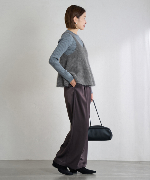 IENA（イエナ）の「《WEB限定/追加》モヘヤミックスフレアタンク（ベスト・レディース・チャコールグレー・FREE）」の18枚目の写真