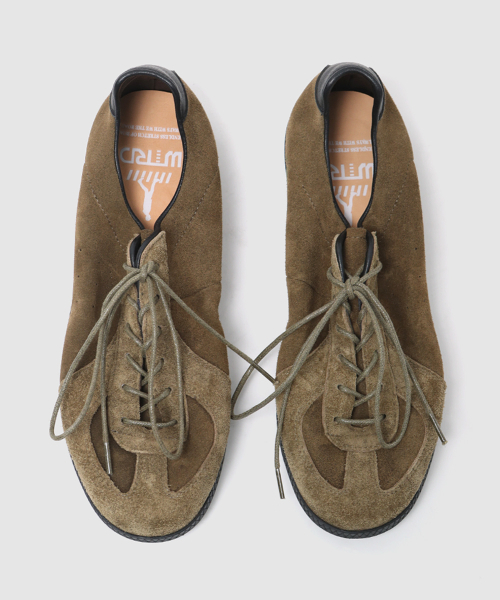 WETHEROAD(ウィーザロード)の「WTRD3125 Arthur Suede Washing German Army Sneakers Khaki(スニーカー・メンズ・カーキ・24cm/25cm/26cm/27cm/28cm/29cm)」の2枚目の写真