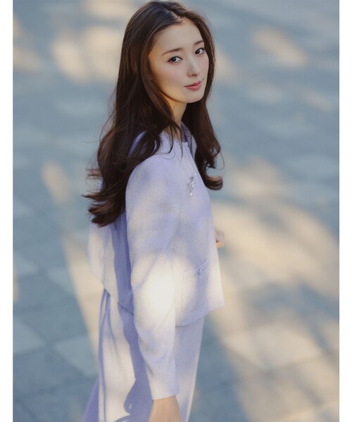 TOCCA（トッカ）の「FROST MIST TWEED ジャケット（ノーカラージャケット・レディース・ライラック系5/スカイブルー系5・0/2/4/6）」の4枚目の写真