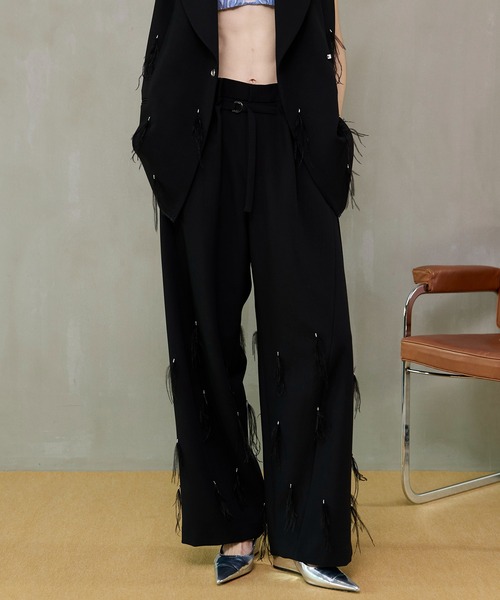 MAISON SPECIAL(メゾンスペシャル)の「Feather Tuck Pants/フェザータックパンツ(その他パンツ・レディース・ブラック・38/36)」の1枚目の写真