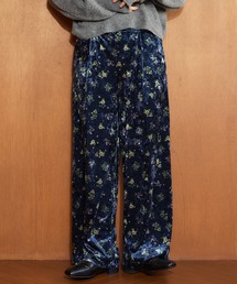 mysty woman | フラワープリントベロアパンツ　638759(その他パンツ)