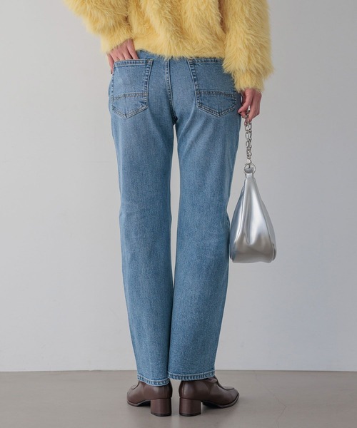 BAYFLOW（ベイフロー）の「[美脚見えシルエット]ベーシックストレートデニム（デニムパンツ・レディース・ブルー/ライトブルー・SMALL/MEDIUM）」の20枚目の写真