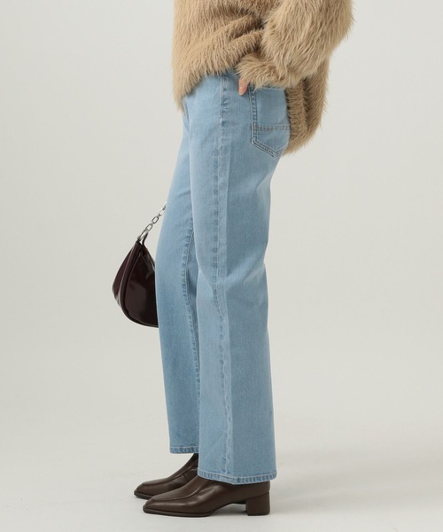 BAYFLOW（ベイフロー）の「[美脚見えシルエット]ベーシックストレートデニム（デニムパンツ・レディース・ブルー/ライトブルー・SMALL/MEDIUM）」の3枚目の写真