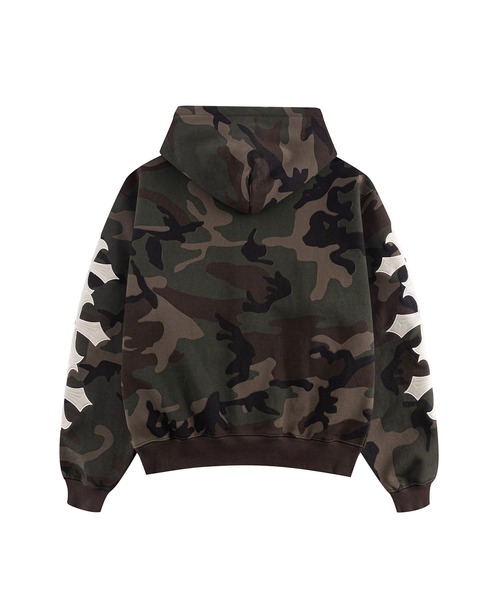 SUPPLIER（サプライヤー）の「ジップフーディ｜Camouflage Cross Leather Patch Zip Hoodie｜SUPPLIER（パーカー・メンズ・グリーン系カモフラージュ/グレー系カモフラージュ・MEDIUM/LARGE/X-LARGE/SMALL）」の3枚目の写真