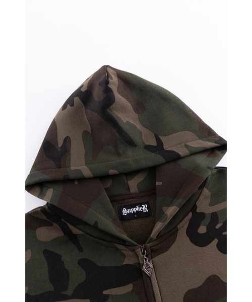SUPPLIER（サプライヤー）の「ジップフーディ｜Camouflage Cross Leather Patch Zip Hoodie｜SUPPLIER（パーカー・メンズ・グリーン系カモフラージュ/グレー系カモフラージュ・MEDIUM/LARGE/X-LARGE/SMALL）」の4枚目の写真