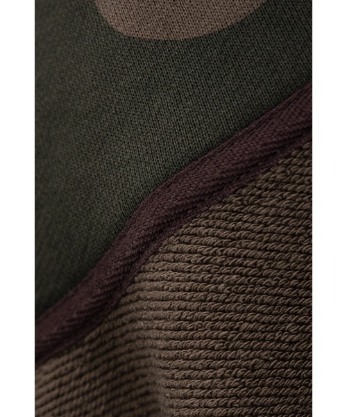 SUPPLIER（サプライヤー）の「ジップフーディ｜Camouflage Cross Leather Patch Zip Hoodie｜SUPPLIER（パーカー・メンズ・グリーン系カモフラージュ/グレー系カモフラージュ・MEDIUM/LARGE/X-LARGE/SMALL）」の9枚目の写真