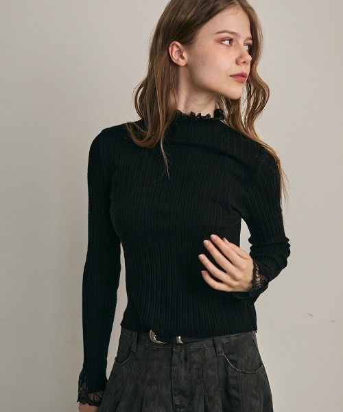 Clum(クルム)の「レースフリルレイヤードニットトップス(ニット/セーター・レディース・ホワイト/ナチュラル/ブラック・FREE)」の8枚目の写真