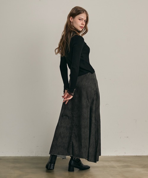 Clum(クルム)の「レースフリルレイヤードニットトップス(ニット/セーター・レディース・ホワイト/ナチュラル/ブラック・FREE)」の17枚目の写真