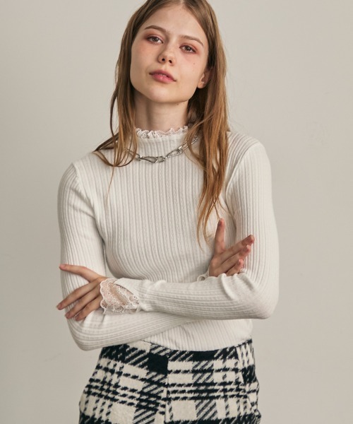 Clum(クルム)の「レースフリルレイヤードニットトップス(ニット/セーター・レディース・ホワイト/ナチュラル/ブラック・FREE)」の20枚目の写真