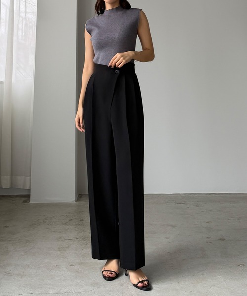 Louere(ルエレ)の「ハイウエストラップパンツ(スラックス・レディース・ブラック/アイボリー/ダークグレー・SMALL/MEDIUM/LARGE/X-LARGE)」の5枚目の写真