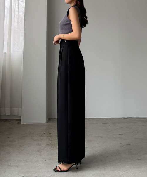 Louere(ルエレ)の「ハイウエストラップパンツ(スラックス・レディース・ブラック/アイボリー/ダークグレー・SMALL/MEDIUM/LARGE/X-LARGE)」の6枚目の写真