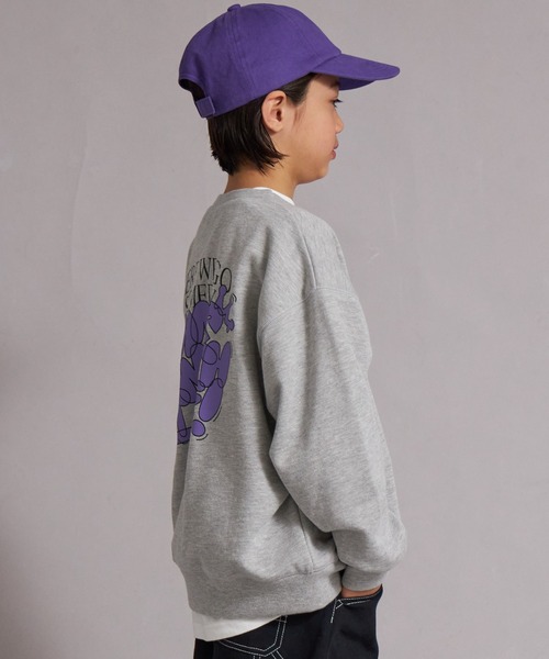 PAIRMANON STREET（ペアマノンストリート）の「裏毛 バックプリント ロゴ  スウェット トレーナー【PAIRMANON STREET】（スウェット・キッズ・グレー/ブルー/ブラック/グレー系その他/レッド・100/110/120/130/140/150/160/90）」の17枚目の写真