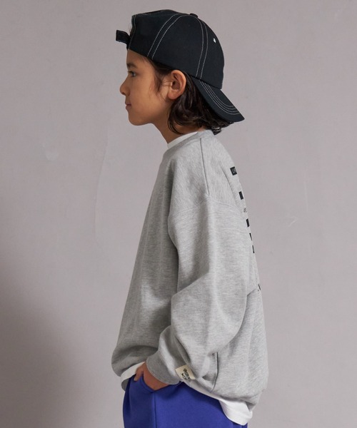 PAIRMANON STREET（ペアマノンストリート）の「裏毛 バックプリント ロゴ  スウェット トレーナー【PAIRMANON STREET】（スウェット・キッズ・グレー/ブルー/ブラック/グレー系その他/レッド・100/110/120/130/140/150/160/90）」の21枚目の写真