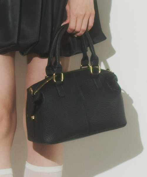 Olu.（オルドット）の「ミニマルボストンバッグ（ボストンバッグ・レディース・キャメル/アイボリー/ブラック・FREE）」の2枚目の写真