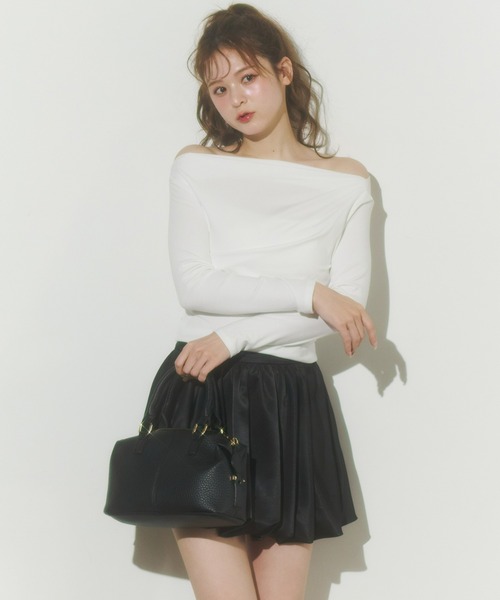 Olu.（オルドット）の「ミニマルボストンバッグ（ボストンバッグ・レディース・キャメル/アイボリー/ブラック・FREE）」の12枚目の写真