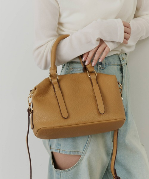 Olu.（オルドット）の「ミニマルボストンバッグ（ボストンバッグ・レディース・キャメル/アイボリー/ブラック・FREE）」の10枚目の写真