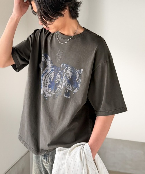 Classical Origin(クラシカルオリジン)の「綿100% ワンポイント刺繍入り ヴィンテージ グラフィックアソートTシャツ/Vintage Graphic Assorted T-Shirt(Tシャツ/カットソー・メンズ・ブラウン系1/グレー系2/グレー系3/ホワイト系1/グレー系1/ピンク系1・LARGE/MEDIUM/SMALL)」の14枚目の写真