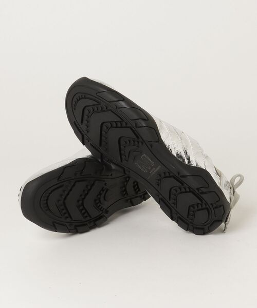 MAISON MAVERICK PRESENTS(メゾンマベリックプレゼンツ)の「【MAISON MAVERICK PRESENTS】Ballerina Track Sneakers バレリーナトラックスニーカー(スニーカー・レディース・ブラック/シルバー・24.5cm/24cm/23.5cm/23cm)」の4枚目の写真