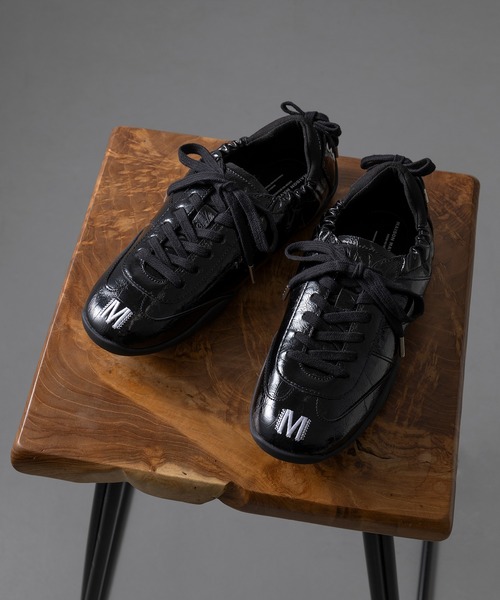 MAISON MAVERICK PRESENTS(メゾンマベリックプレゼンツ)の「【MAISON MAVERICK PRESENTS】Ballerina Track Sneakers バレリーナトラックスニーカー(スニーカー・レディース・ブラック/シルバー・24.5cm/24cm/23.5cm/23cm)」の17枚目の写真