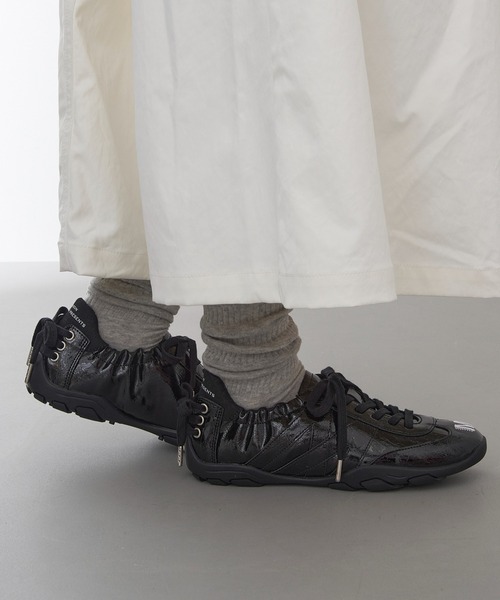 MAISON MAVERICK PRESENTS(メゾンマベリックプレゼンツ)の「【MAISON MAVERICK PRESENTS】Ballerina Track Sneakers バレリーナトラックスニーカー(スニーカー・レディース・ブラック/シルバー・24.5cm/24cm/23.5cm/23cm)」の12枚目の写真