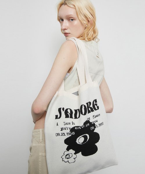 LARTIGENT(ラーティゼン)の「L3 JADORE FLOWER KNIT BAG(BEIGE)(ショルダーバッグ・レディース・その他・FREE)」の1枚目の写真