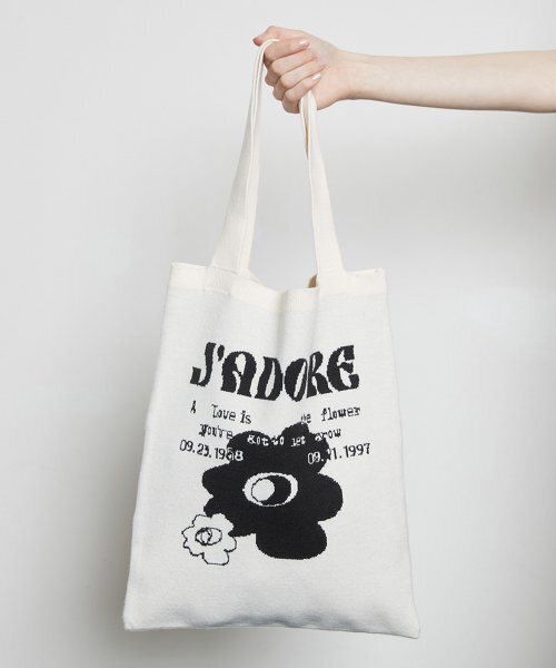 LARTIGENT(ラーティゼン)の「L3 JADORE FLOWER KNIT BAG(BEIGE)(ショルダーバッグ・レディース・その他・FREE)」の4枚目の写真