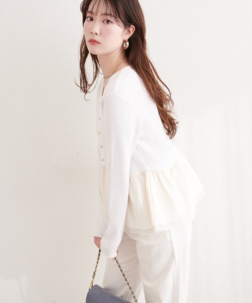 natural couture（ナチュラルクチュール）の「異素材ペプラムニット（ニット/セーター・レディース・ブラック/ネイビー/ミント/ベージュ/オフホワイト・FREE）」の8枚目の写真