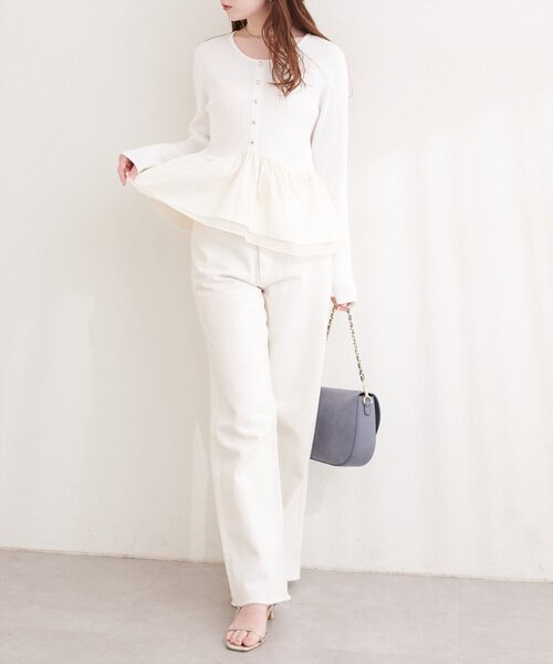 natural couture（ナチュラルクチュール）の「異素材ペプラムニット（ニット/セーター・レディース・ブラック/ネイビー/ミント/ベージュ/オフホワイト・FREE）」の9枚目の写真