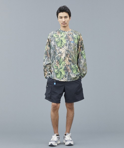 Liberaiders（リベレイダース）の「Liberaiders/リベレイダース CAMO L/S DRY TEE ラバーロゴ カモフラージュ柄 Tシャツ  2026年春夏（Tシャツ/カットソー・メンズ・カモフラージュ・M/L）」の13枚目の写真