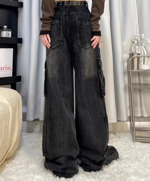 &soiree(アンドソワレ)の「サイドポケットワイドデニムパンツ(デニムパンツ・レディース・ブラック・X-LARGE/LARGE/MEDIUM/SMALL)」の5枚目の写真