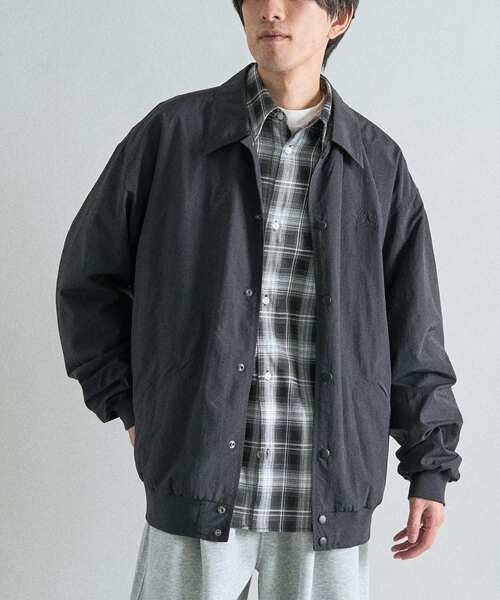 CRAFT STANDARD BOUTIQUE(クラフトスタンダードブティック)の「襟付きナイロンスタジャン(ブルゾン・メンズ・ブラック/カーキ・L/M)」の21枚目の写真