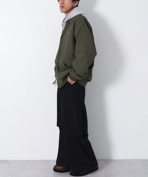 CRAFT STANDARD BOUTIQUE(クラフトスタンダードブティック)の「襟付きナイロンスタジャン(ブルゾン・メンズ・ブラック/カーキ・L/M)」の3枚目の写真