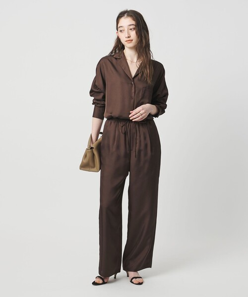 UNITED ARROWS(ユナイテッドアローズ)の「シルクライク オープンカラー シャツ(シャツ/ブラウス・レディース・ライム/ダークブラウン/オフホワイト/ブラック・FREE)」の13枚目の写真