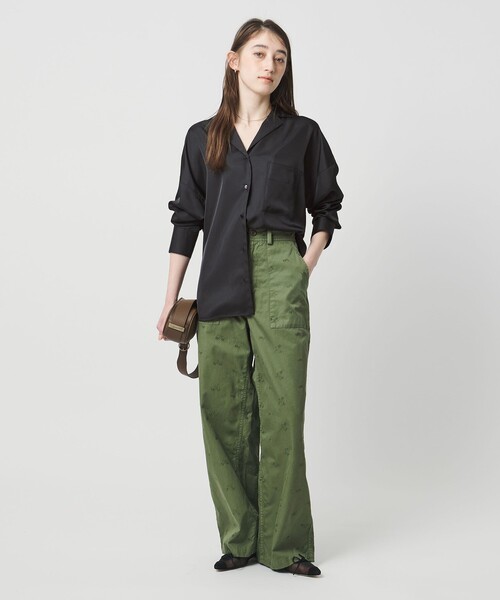 UNITED ARROWS(ユナイテッドアローズ)の「シルクライク オープンカラー シャツ(シャツ/ブラウス・レディース・ライム/ダークブラウン/オフホワイト/ブラック・FREE)」の17枚目の写真