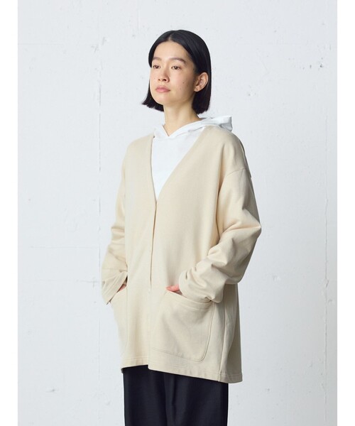 MidiUmi（ミディウミ）の「MidiUmi HOMEスウェットワイドカーディガン（カーディガン/ボレロ・レディース・アイボリー/ネイビー・FREE）」の6枚目の写真
