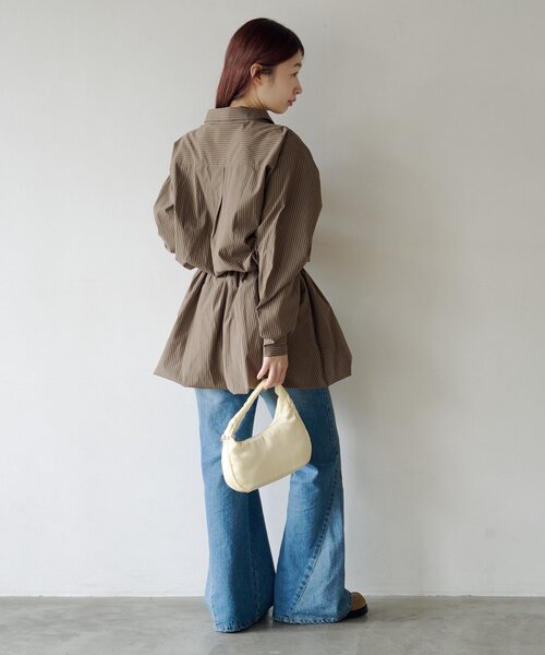 Kastane(カスタネ)の「バルーンシャツワンピース(シャツワンピース・レディース・ブラウン/ネイビー・FREE)」の9枚目の写真