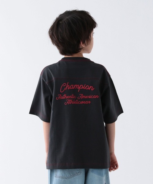 Champion（チャンピオン）の「【Champion(チャンピオン）】別注配色ステッチT(KIDS)（Tシャツ/カットソー・キッズ・ネイビー/オートミール/チャコール・150cm/140cm/130cm/120cm/110cm）」の10枚目の写真