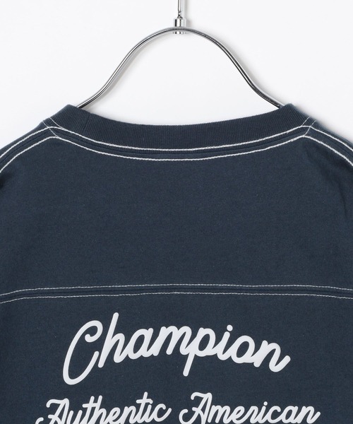 Champion（チャンピオン）の「【Champion(チャンピオン）】別注配色ステッチT(KIDS)（Tシャツ/カットソー・キッズ・ネイビー/オートミール/チャコール・150cm/140cm/130cm/120cm/110cm）」の17枚目の写真